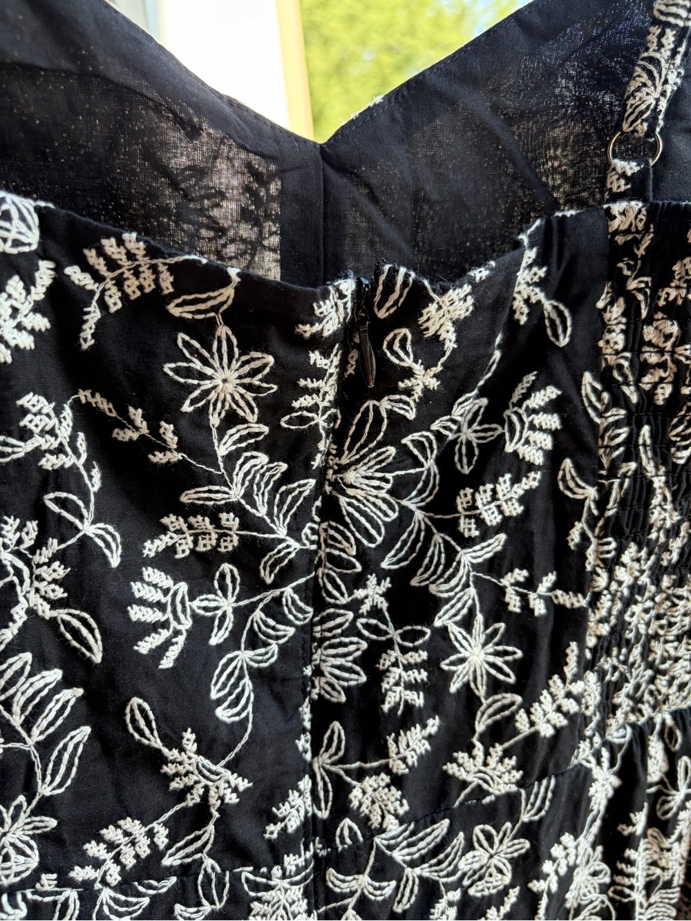 🆕🖤🤍AQUA Floral Embroidered Midi Dress Cotton Sundress Size L Bloomingdale’s - Picture 10 of 17